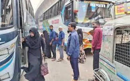 রাজধানীতে ফেরা যাত্রীর চাপ বেড়েছে