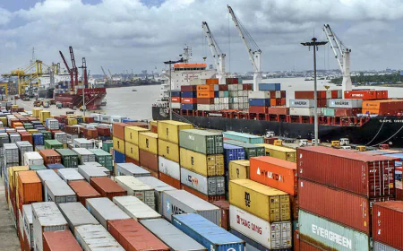 ফের মাশুল বাড়ানোর উদ্যোগ চট্টগ্রাম বন্দরের