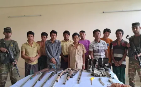 বান্দরবানে সেনা অভিযানে অস্ত্রসহ আটক ৯
