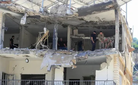 লেবাননে ইসরাইলি হামলায় নিহত ৩