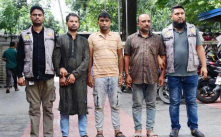 ফকিরাপুলে ডিবিকে লক্ষ্য করে গুলি: শুটার বাপ্পি ও দুই সহযোগী গ্রেফতার