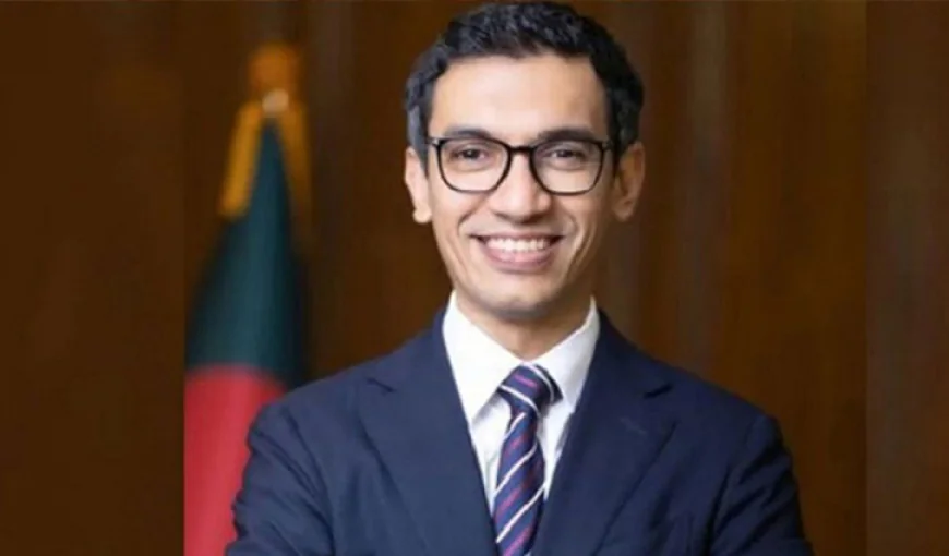 আমাদের আমলনামা ধৈর্য ধরে পড়ুন: আশিক চৌধুরী