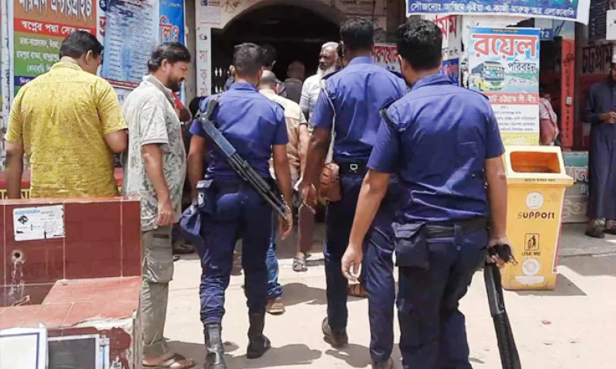 বাগেরহাটে অতিরিক্ত বাস ভাড়া আদায়ের অভিযোগে ১৮ হাজার টাকা জরিমানা