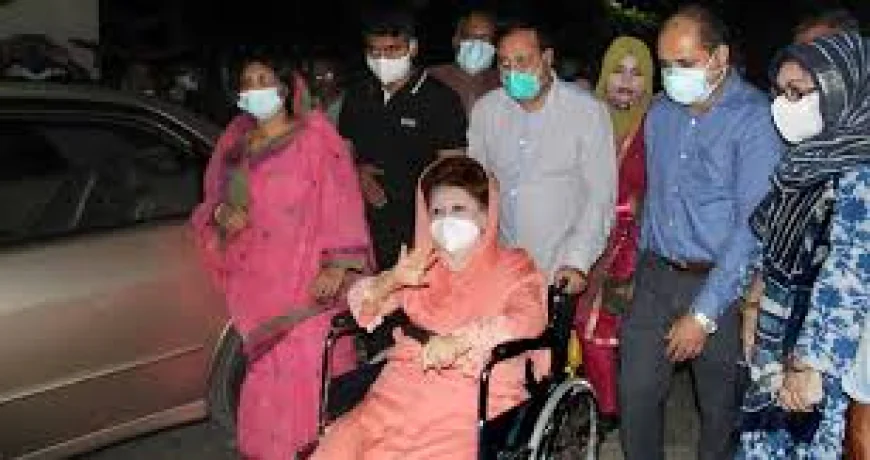 হাসপাতালে থেকে বাসায় ফিরেছেন খালেদা জিয়া
