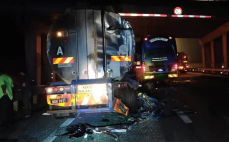 মালয়েশিয়ার পর্যটক বাস দুর্ঘটনায় নিহত ২, আহত ১৬