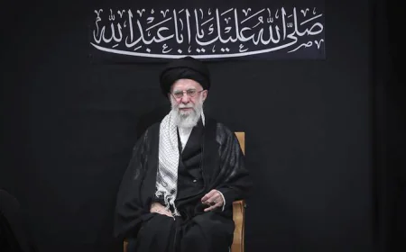 ইসরাইল যুদ্ধের পর শনিবার প্রথম জনসমক্ষে আসলেন খামেনি