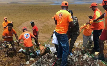 অভিবাসী নৌকাডুবির পর আবারও অনুসন্ধান শুরু করেছে ডোমিনিকান নৌবাহিনী