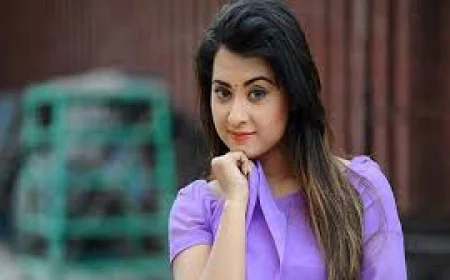 তিন ছবির অপেক্ষায় বুবলী