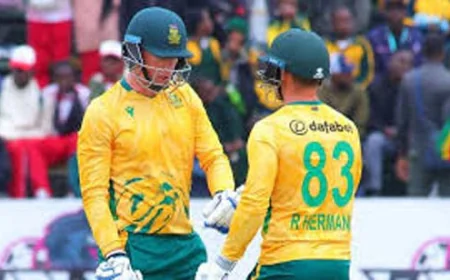 জিম্বাবুয়েকে হারিয়ে ফাইনালে দক্ষিণ আফ্রিকা