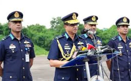 গুজব ছড়িয়ে সার্বভৌমত্বের স্তম্ভ দুর্বল করবেন না: বিমানবাহিনী প্রধান