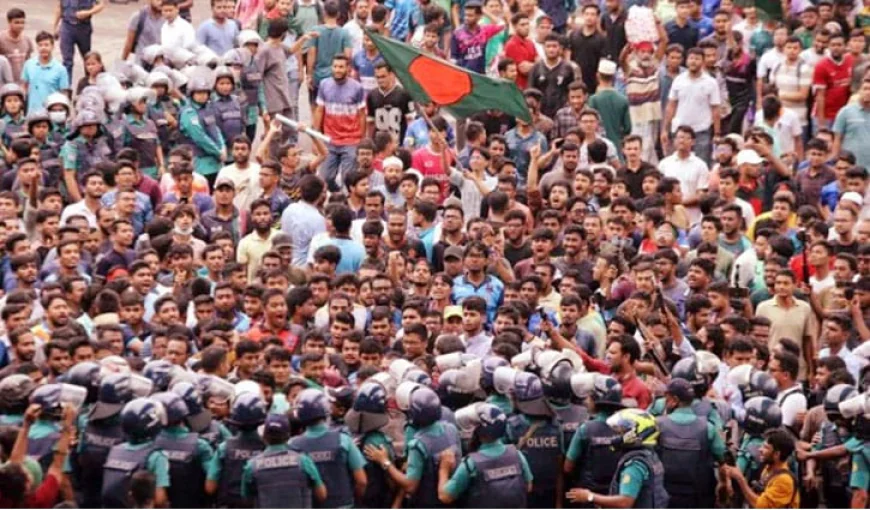 ৬ জুলাই : বিক্ষোভে উত্তাল দেশ, বাংলা ব্লকেড কর্মসূচি ঘোষণা