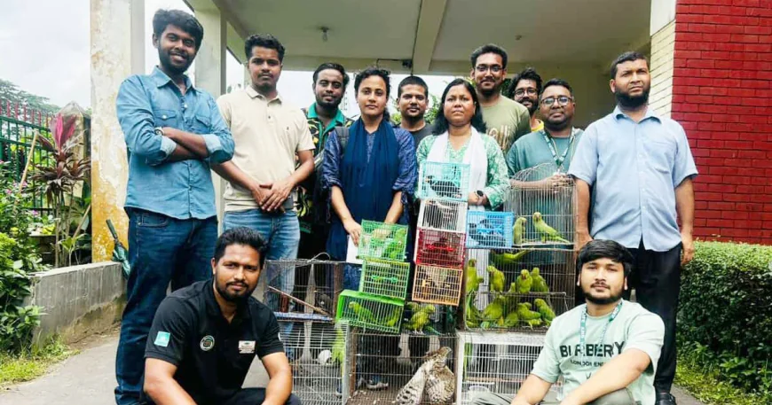 রাজধানীর মিরপুর থেকে ৫০টি দেশীয় বন্যপ্রাণী উদ্ধার
