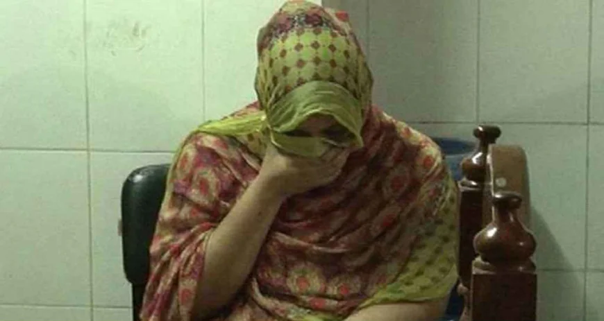 চুরি করতে গিয়ে পুলিশের স্ত্রীকে ধর্ষণ