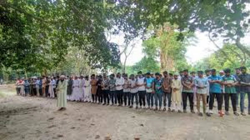 মাইলস্টোন ট্র্যাজেডির ঘটনায় ইবিতে গায়েবানা জানাজা