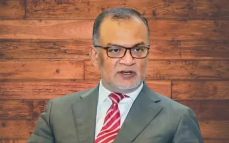 মার্কিন শুল্ক হ্রাসে প্রতিযোগিতায় বাড়বে বাংলাদেশের সক্ষমতা: বাণিজ্য উপদেষ্টা