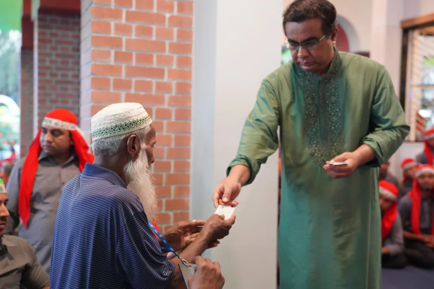 চন্দ্রপাড়া দরবারে জাকেরদের মাঝে পুঁজি সহায়তা ও ওরছ পাকের তারিখ ঘোষণা