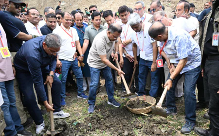 বাবার স্মৃতি বিজড়িত শার্শার উলসী খাল পুনঃখনন করলেন প্রধানমন্ত্রী