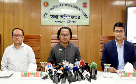 দোরগোড়ায় স্বাস্থ্যসেবা পৌঁছে দিতে কাজ করছে সরকার: তথ্য উপদেষ্টা