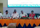 দিনাজপুরে কৃষকদের মাঝে আমন বীজ ও চারা বিতরণ