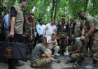 সেনাবাহিনীর গ্রীষ্মকালীন মহড়া আকস্মিক পরিদর্শনে প্রধানমন্ত্রী