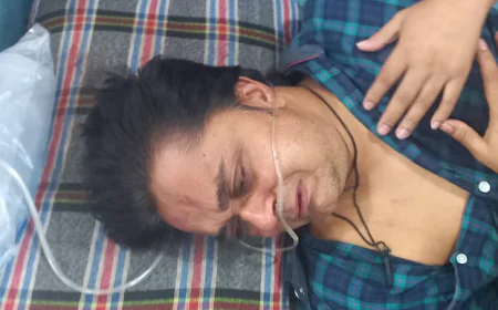 আড়াইহাজারে স্বাস্থ্যকর্মীকে মারধরের অভিযোগে চিকিৎসকদের কর্মবিরতি