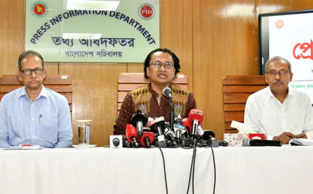 জুলাইকে জাতীয় মননে জাগিয়ে রাখতে চাই: তথ্য উপদেষ্টা