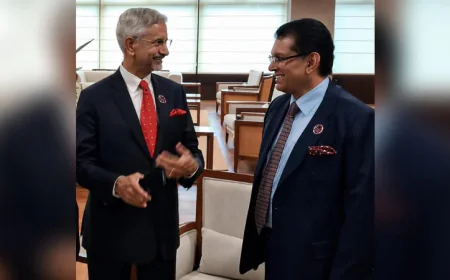 ম্যানিলায় আসিয়ান আঞ্চলিক ফোরামে খলিলুর ও জয়শঙ্করের শুভেচ্ছা বিনিময়