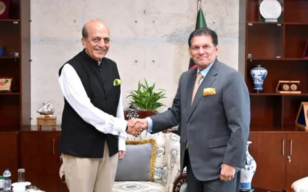 ব্রিকস সম্মেলনে প্রধানমন্ত্রীর যোগদানের আমন্ত্রণ পর্যালোচনায় সরকার
