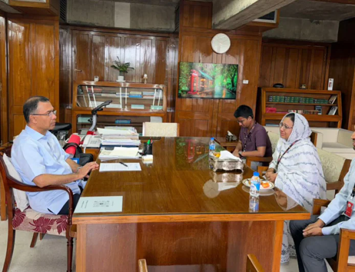 জুলাই শহীদ জাহিদের মাকে চাকরির আশ্বাস প্রধানমন্ত্রীর