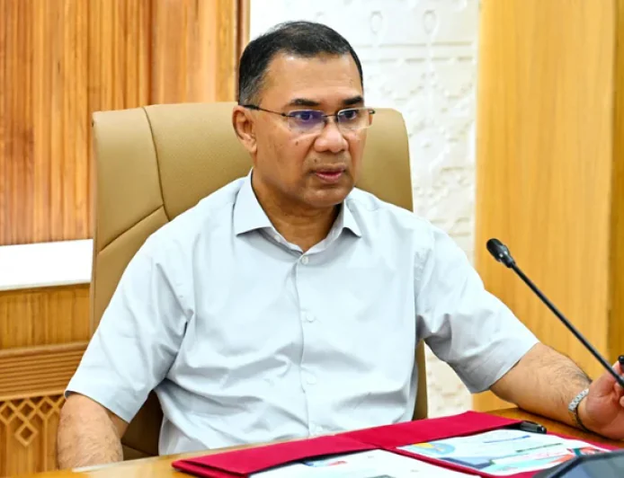 সরকার আগামী মাসে চালু করবে ‘প্রবাসী কার্ড’ পরীক্ষামূলক কার্যক্রম
