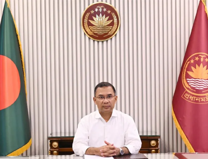 ছুটির দিনে রাজধানীর পরিচ্ছন্নতা দেখতে সড়ক পরিদর্শনে প্রধানমন্ত্রী