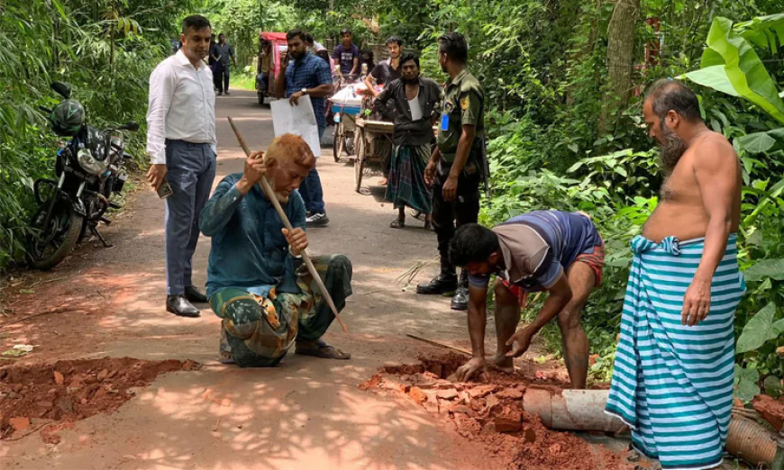 কালকিনিতে সরকারি খাল ভরাটের দায়ে ৪০ হাজার টাকা জরিমানা