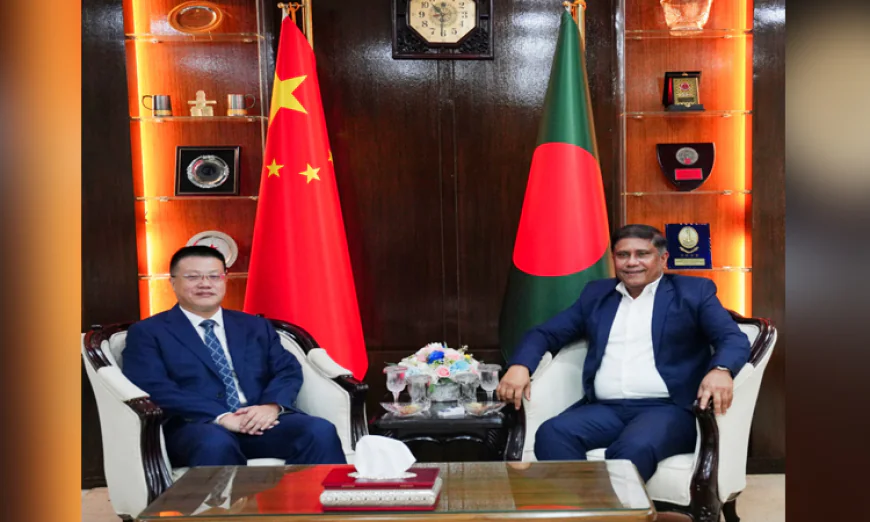 প্রধানমন্ত্রীর প্রতিরক্ষা উপদেষ্টার সঙ্গে চীনের রাষ্ট্রদূতের সাক্ষাৎ