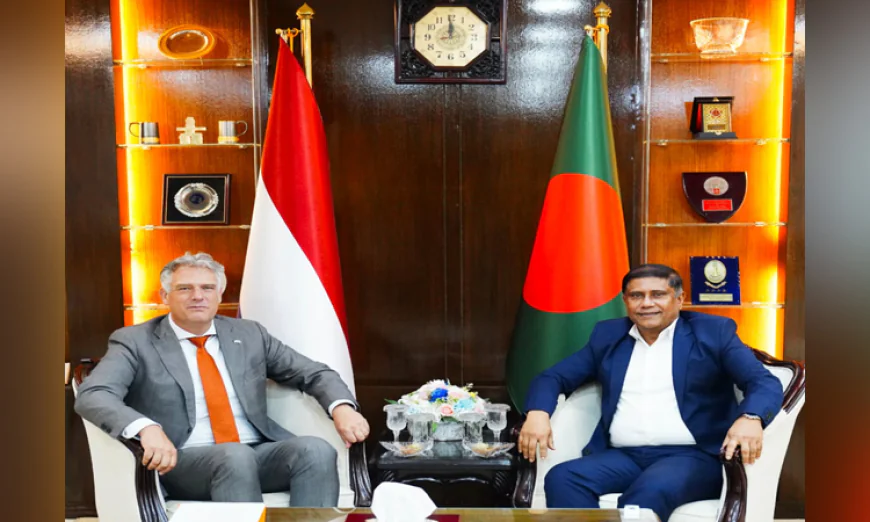 প্রধানমন্ত্রীর প্রতিরক্ষা উপদেষ্টার সঙ্গে নেদারল্যান্ডস রাষ্ট্রদূতের সৌজন্য সাক্ষাৎ