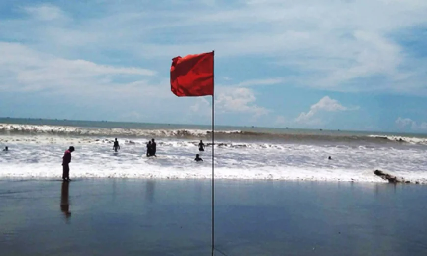 সমুদ্রবন্দরগুলোতে ৩ নম্বর সতর্ক সংকেত বহাল