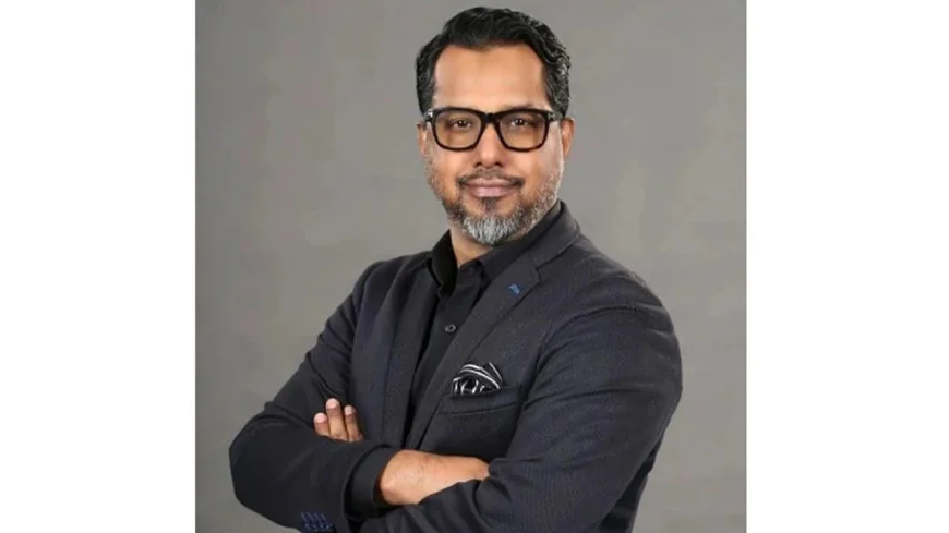 বিএসইসির নতুন কমিশনার হলেন হোসেন সাদাত