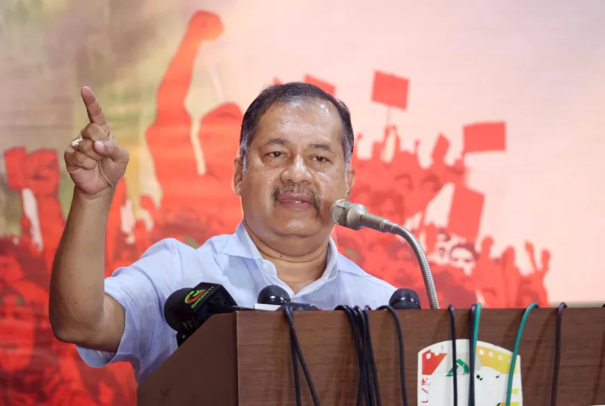 জুলাইয়ের আত্মত্যাগকে লাভের হাতিয়ার বানাবেন না: তথ্যমন্ত্রী