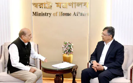 দ্বিপক্ষীয় সমস্যা সমাধানে সংলাপের ওপর জোর ভারতীয় হাইকমিশনারের