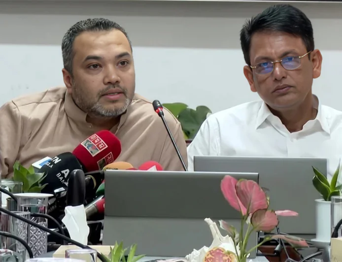 ফ্যাসিবাদী আমলের কৃত্রিম ফলাফলের সংস্কৃতি ভেঙে নিরপেক্ষ মূল্যায়ন : মাহদী আমিন