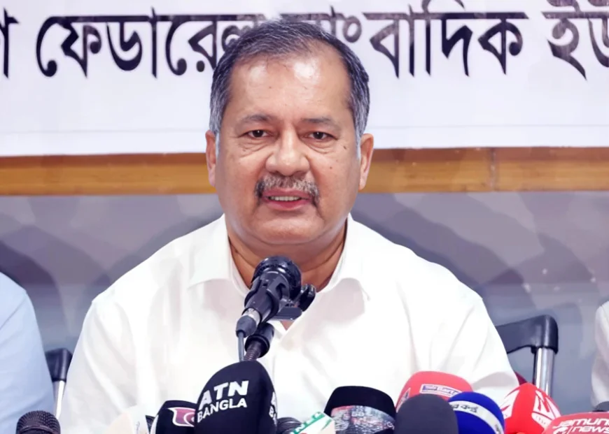রাজনীতিকে সংসদের বাইরে নেওয়ার কৃত্রিম প্রবণতা চলছে: তথ্যমন্ত্রী