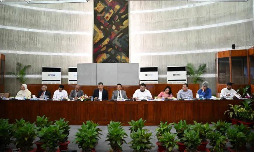 জনপ্রত্যাশা পূরণে সমঝোতার ভিত্তিতে সংবিধান সংশোধন হবে: স্বরাষ্ট্রমন্ত্রী