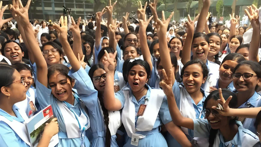 এসএসসি ও সমমানের ফল প্রকাশ, পাসের হার ৬২.২৫ শতাংশ
