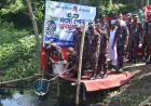 যশোরে নদীতে মাছের পোনা অবমুক্ত করেছে বিজিবি
