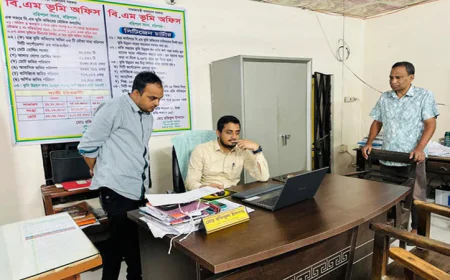 বরিশাল ভূমি অফিসে ৩১ নামজারি আবেদন পেন্ডিং, দুই কর্মকর্তা শোকজ