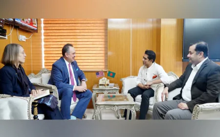 তথ্য মন্ত্রী ও প্রতিমন্ত্রীর সঙ্গে মার্কিন রাষ্ট্রদূতের সাক্ষাৎ