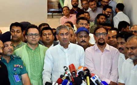 আওয়ামী লীগের অস্থিরতা রাজনৈতিক ও প্রশাসনিকভাবে মোকাবিলার ঘোষণা পানিসম্পদমন্ত্রীর