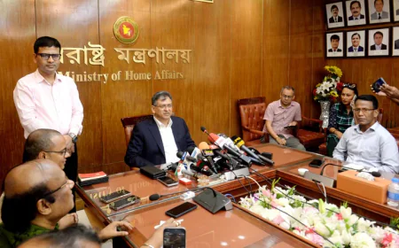 ক্যান্টনমেন্ট থানার সাবেক ওসির বিরুদ্ধে তদন্ত ও বিভাগীয় ব্যবস্থা: স্বরাষ্ট্রমন্ত্রী
