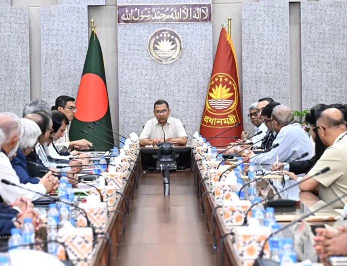 আগামীকাল থেকে শিল্পে গ্যাস সরবরাহ দেড় মাস আগের অবস্থায় ফিরবে: প্রধানমন্ত্রী