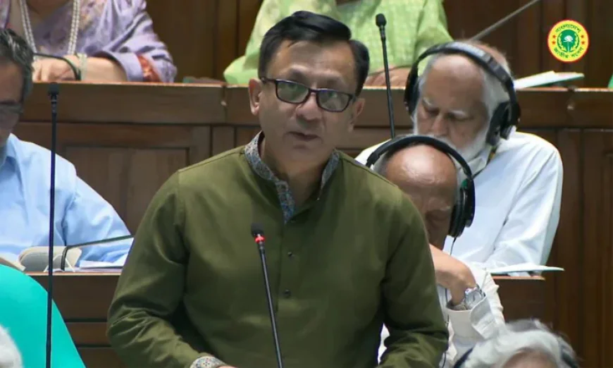 নিত্যপণ্যের দাম সহনীয় রাখতে নিয়মিত বাজার তদারকি চলছে: বাণিজ্যমন্ত্রী