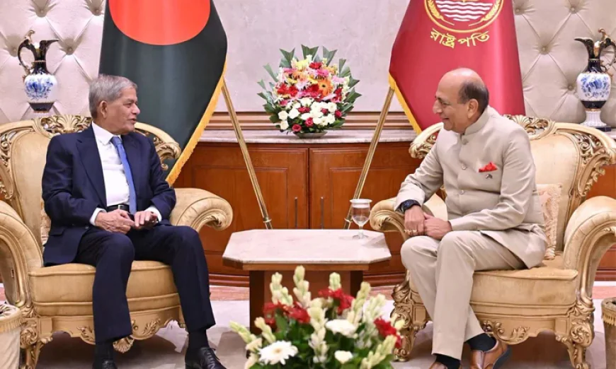 ভারতের সঙ্গে সম্পর্ক জোরদারে অমীমাংসিত ইস্যু সমাধানের আহ্বান রাষ্ট্রপতির